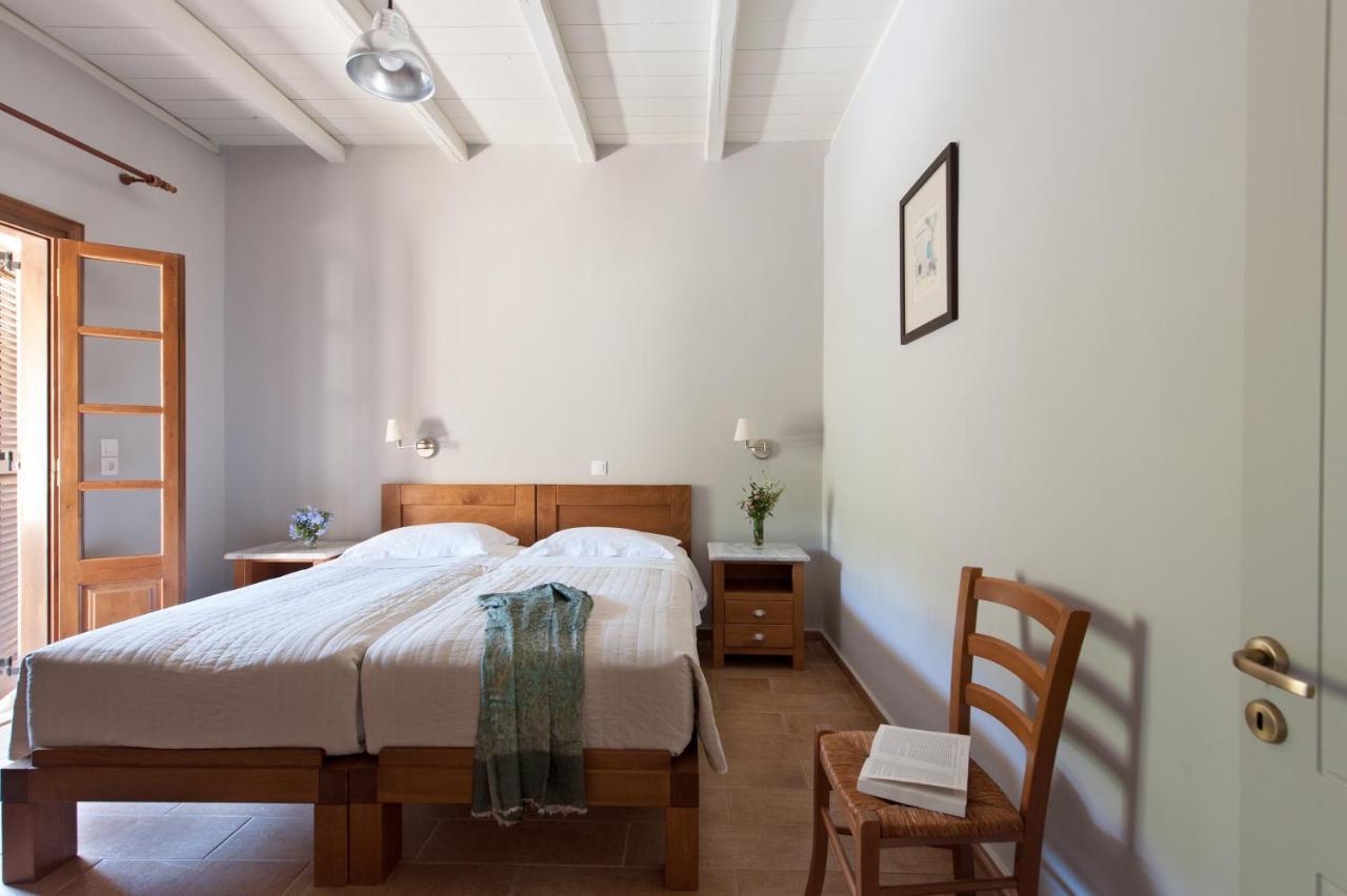 Kalamitsi Hotel Kardamíli Kültér fotó